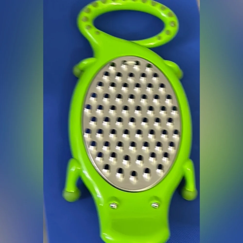 Vintage Alligator Cheese Grater New NWOT